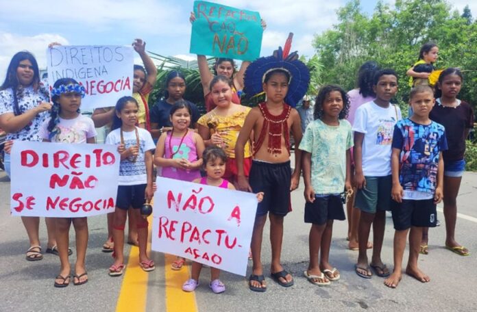 protesto em aracruz